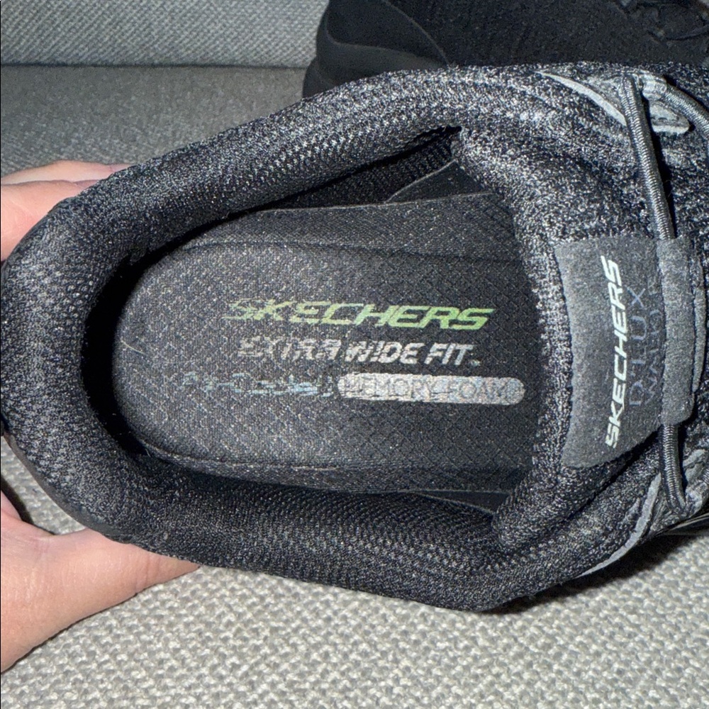 Skechers D’LUX Walker Black Comfort Walkers 10 Extra wide - Picture 8 of 10